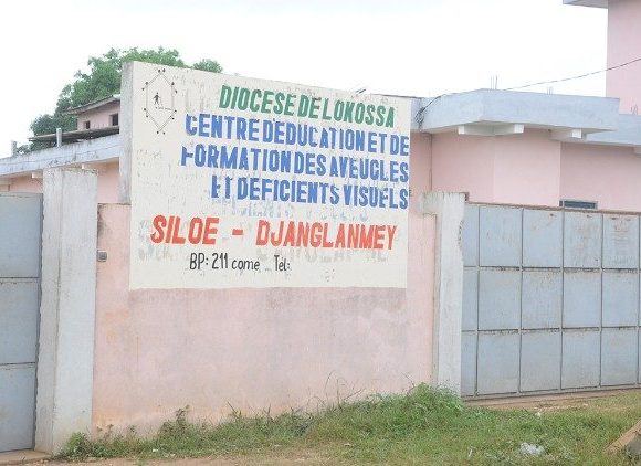 Servants of Light of Christ assist visually impaired people in Benin