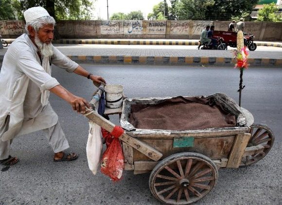 Holy See: Elderly people deserve equal protections and labour rights