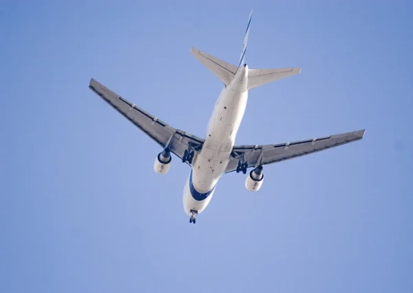 United Airlines settles suit over flight attendant’s expression of Catholic beliefs