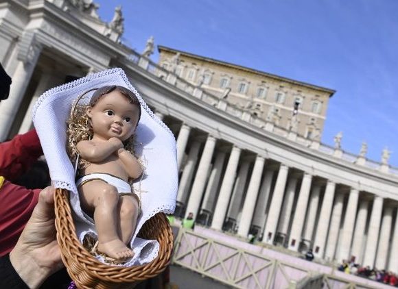 Pope Leo XIV: May all children of the world live in peace!