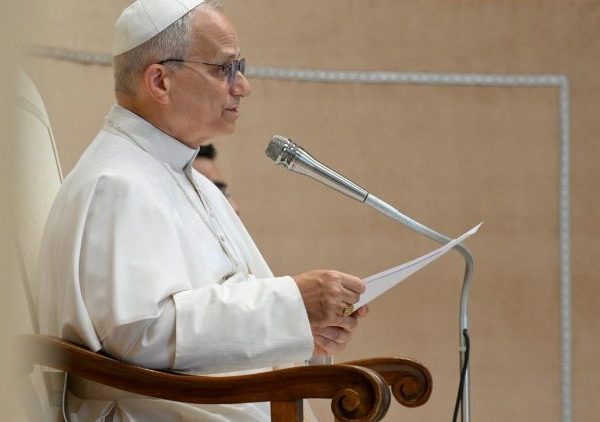 Pope: Intelligence agencies must serve peace and never lose sight of human dignity