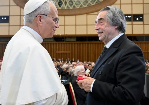 Pope Leo thanks Riccardo Muti for making God's presence resound with beauty