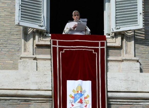 Pope: Jesus' words 'free us from the prison of despair'