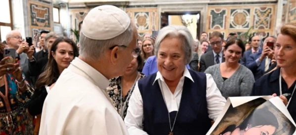 Federal government cuts off aid to Texas Catholic Charities 