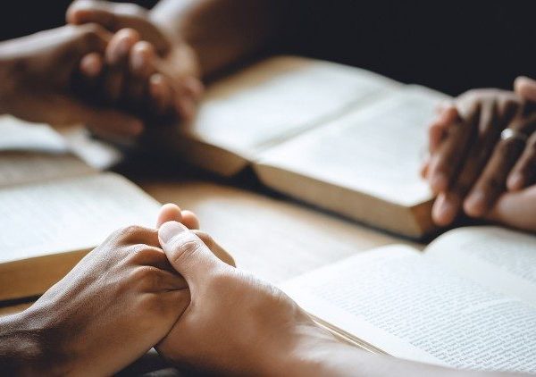 Pope: Religions are wellspring of healing, not source of division