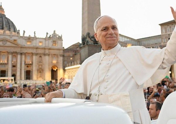 The Pope: Let us overcome hatred and violence