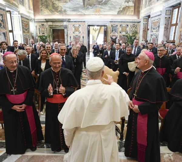 Pope Leo XIV urges theologians to defend creation and human dignity in the age of AI