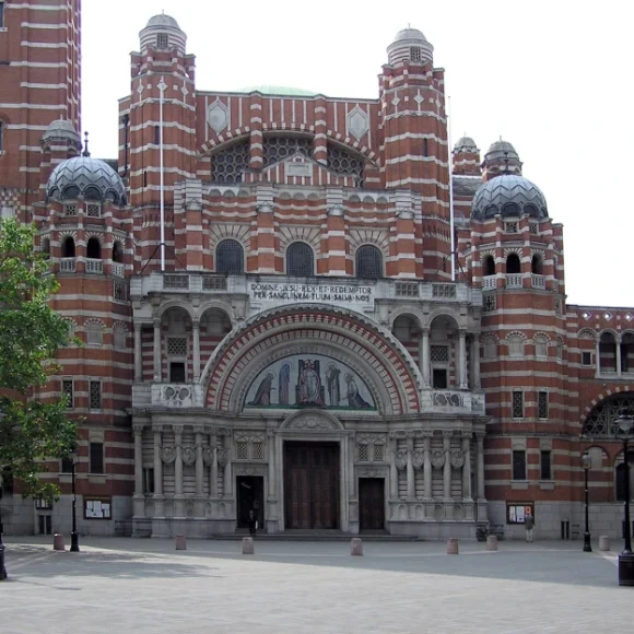 British royal family set to have first Catholic funeral in centuries