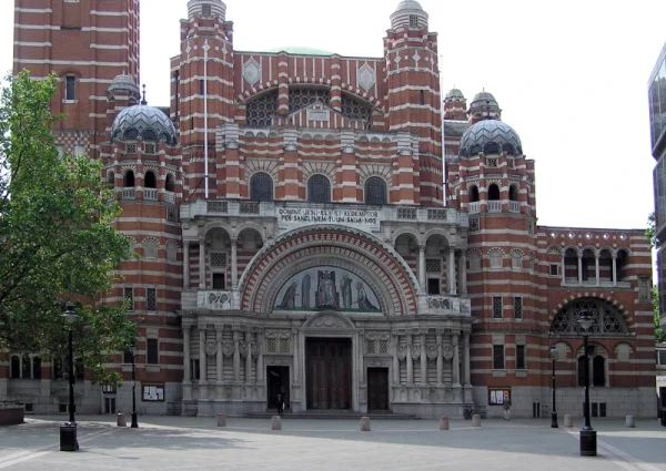 British royal family set to have first Catholic funeral in centuries