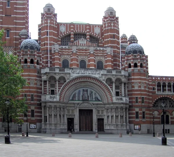 British royal family set to have first Catholic funeral in centuries 