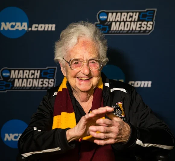 Sister Jean Dolores, beloved nun and Loyola University basketball chaplain, dies at 106
