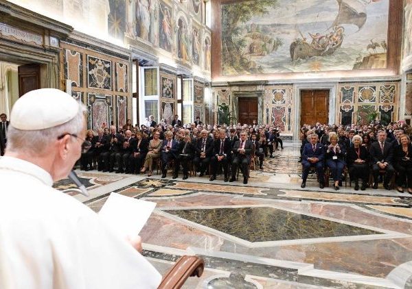 Pope: Vatican diplomacy a way to let Christ shine forth in humility