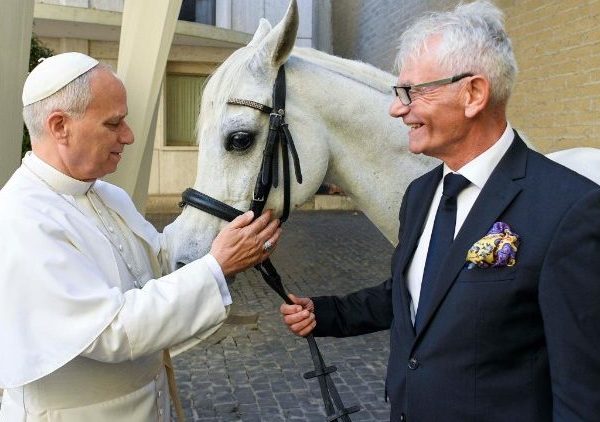 Polish donor gifts Pope Leo a purebred Arabian horse