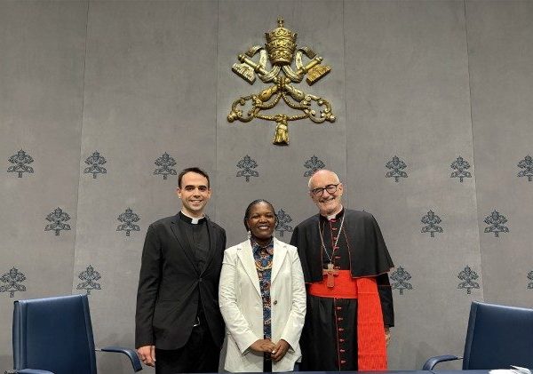 Pope Leo to meet Popular Movements