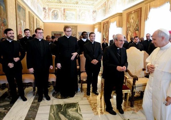Pope Leo to Pontifical Portuguese College: Draw ever closer to the Lord