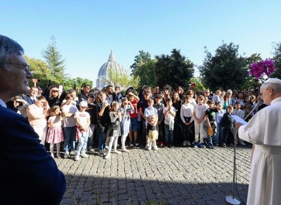 Pope to Vatican communicators: 'Our prayer makes the difference'