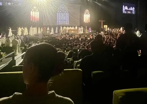 Pope Leo sends surprise video message to Australian Catholic youth festival