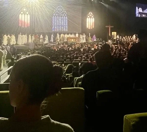 Pope Leo sends surprise video message to Australian Catholic youth festival