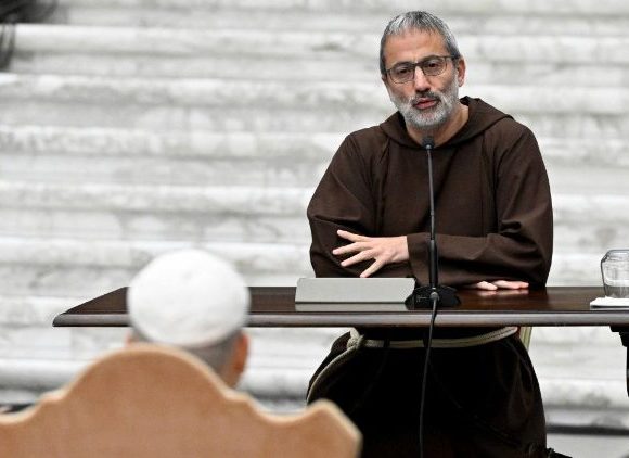 Papal preacher: Advent is a time of trusting expectation