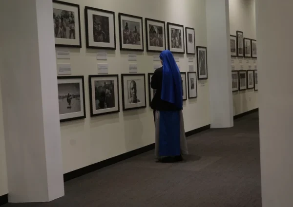 Nigerian, Iraqi priests tell of aiding persecuted Christians seen in photo exhibit